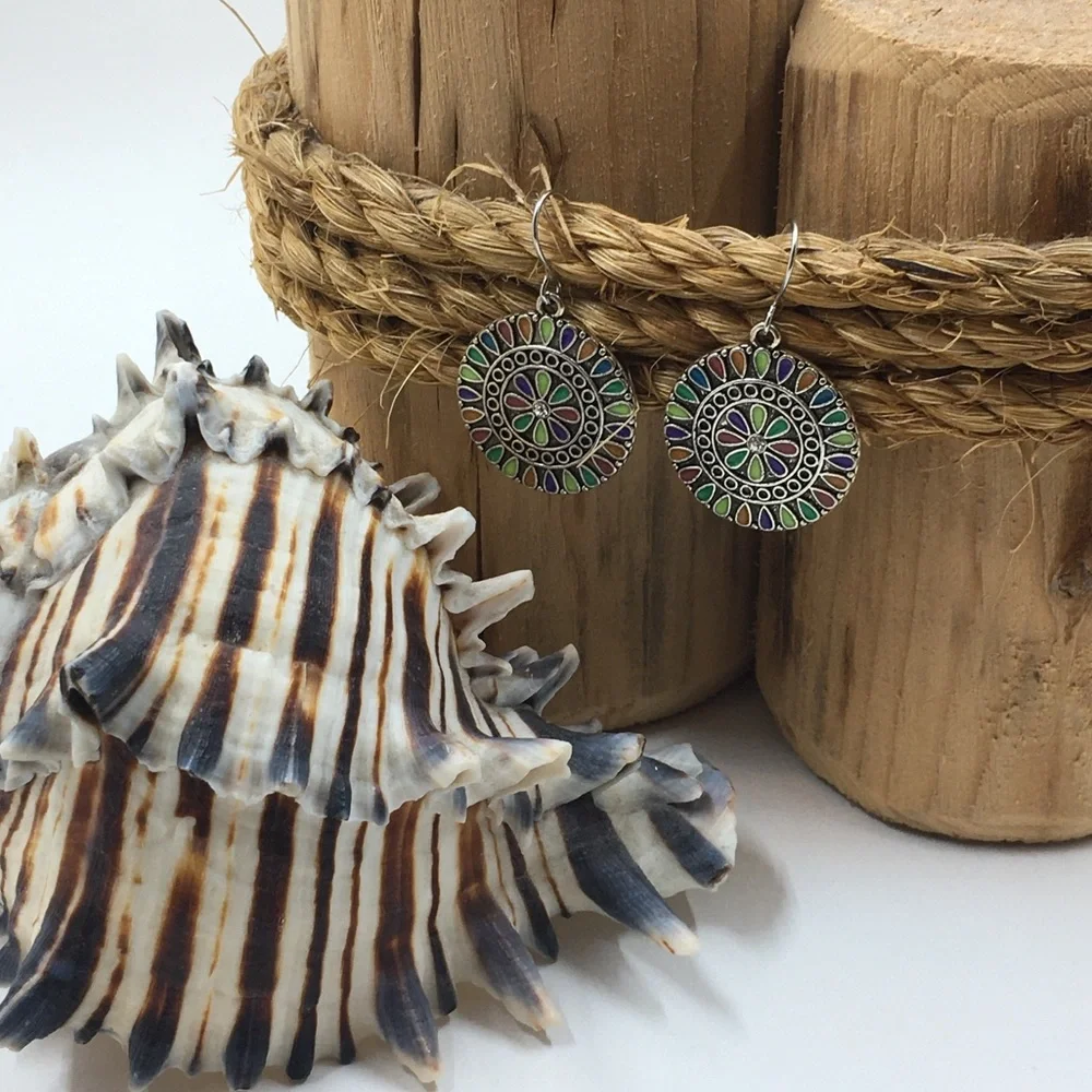 🔴 Multi Color Dangle Earrings - Picture 3 of 7